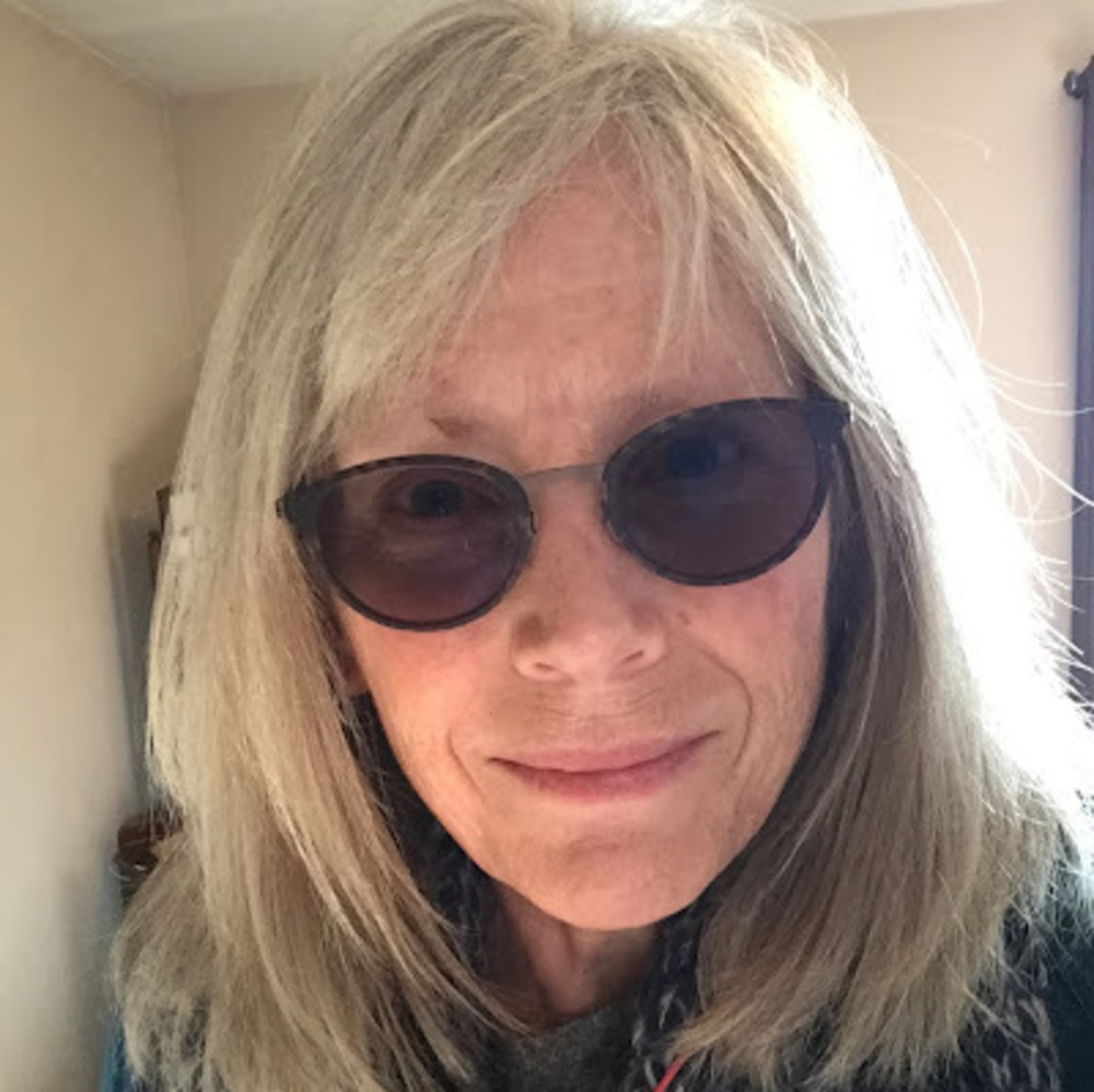 Meet your Posher, Denise